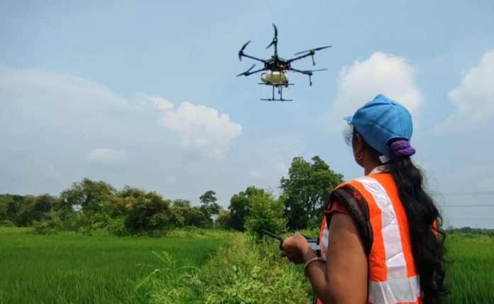 ‘Drone Didis’ पहल, कृषि ड्रोन महिलाएं, ड्रोन सक्खी पहल
