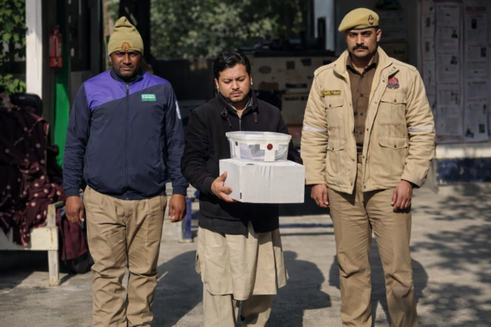 प्रयागराज फर्जी डिग्री रैकेट